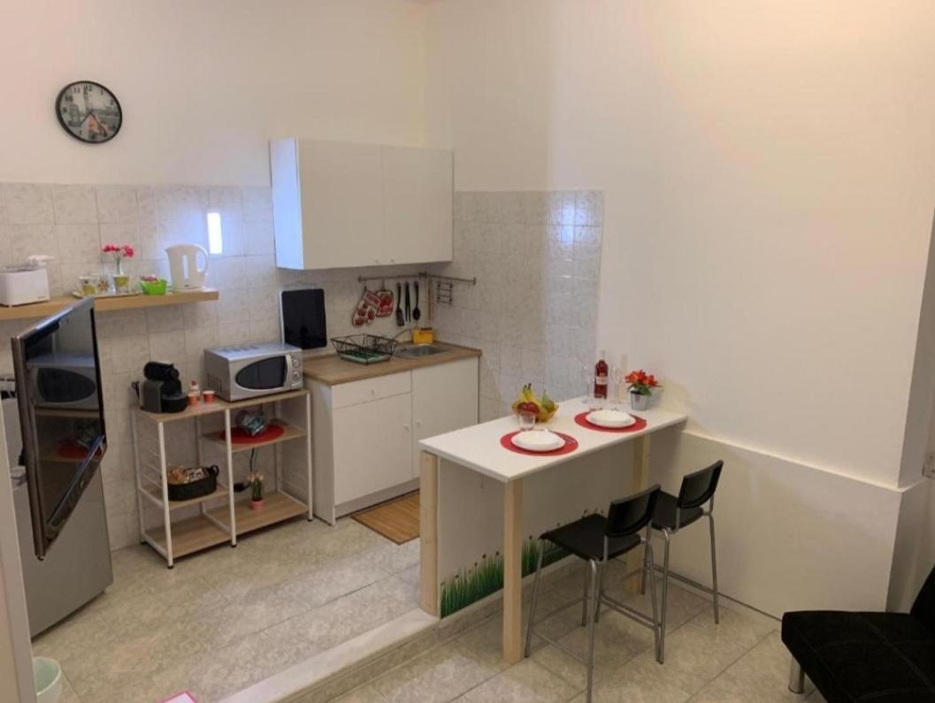 The Airport House Apartment Catania Exterior photo