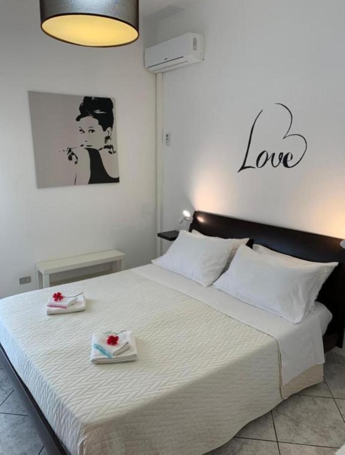 The Airport House Apartment Catania Exterior photo