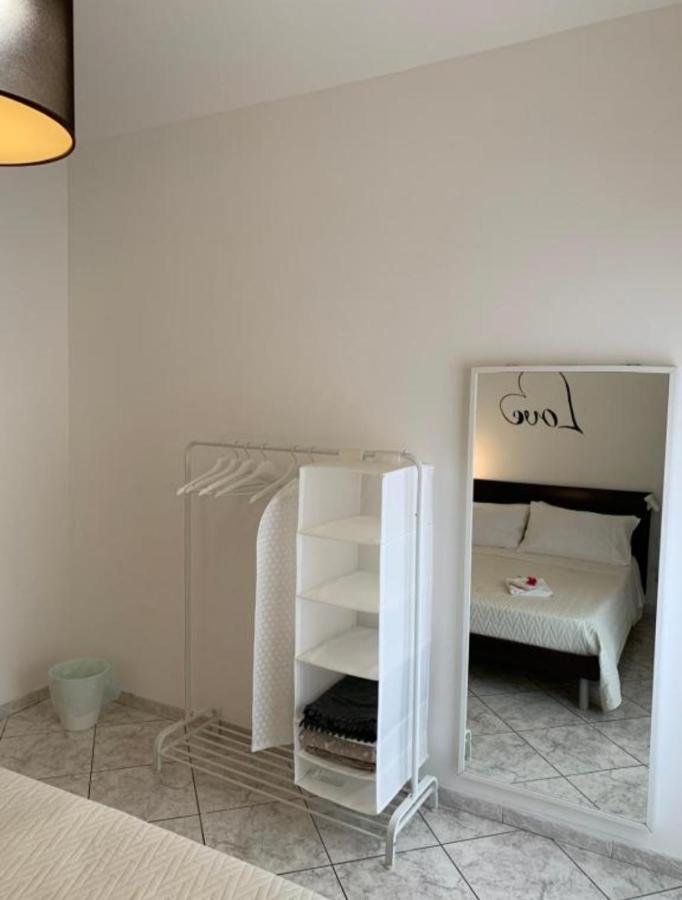 The Airport House Apartment Catania Exterior photo